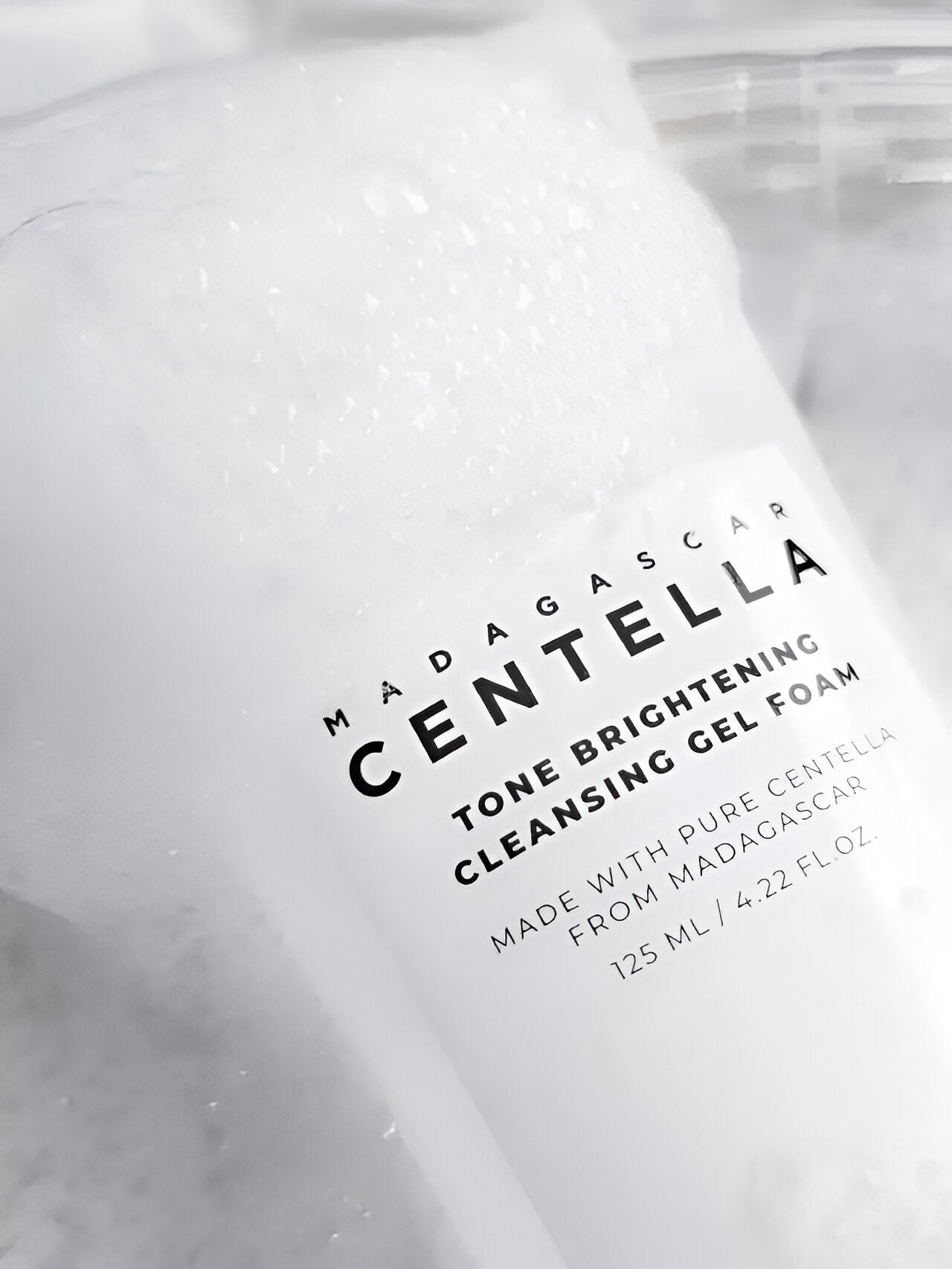 Espuma Limpiadora Madagascar Centella Tone Brightening - Honey SkinCare Ec
