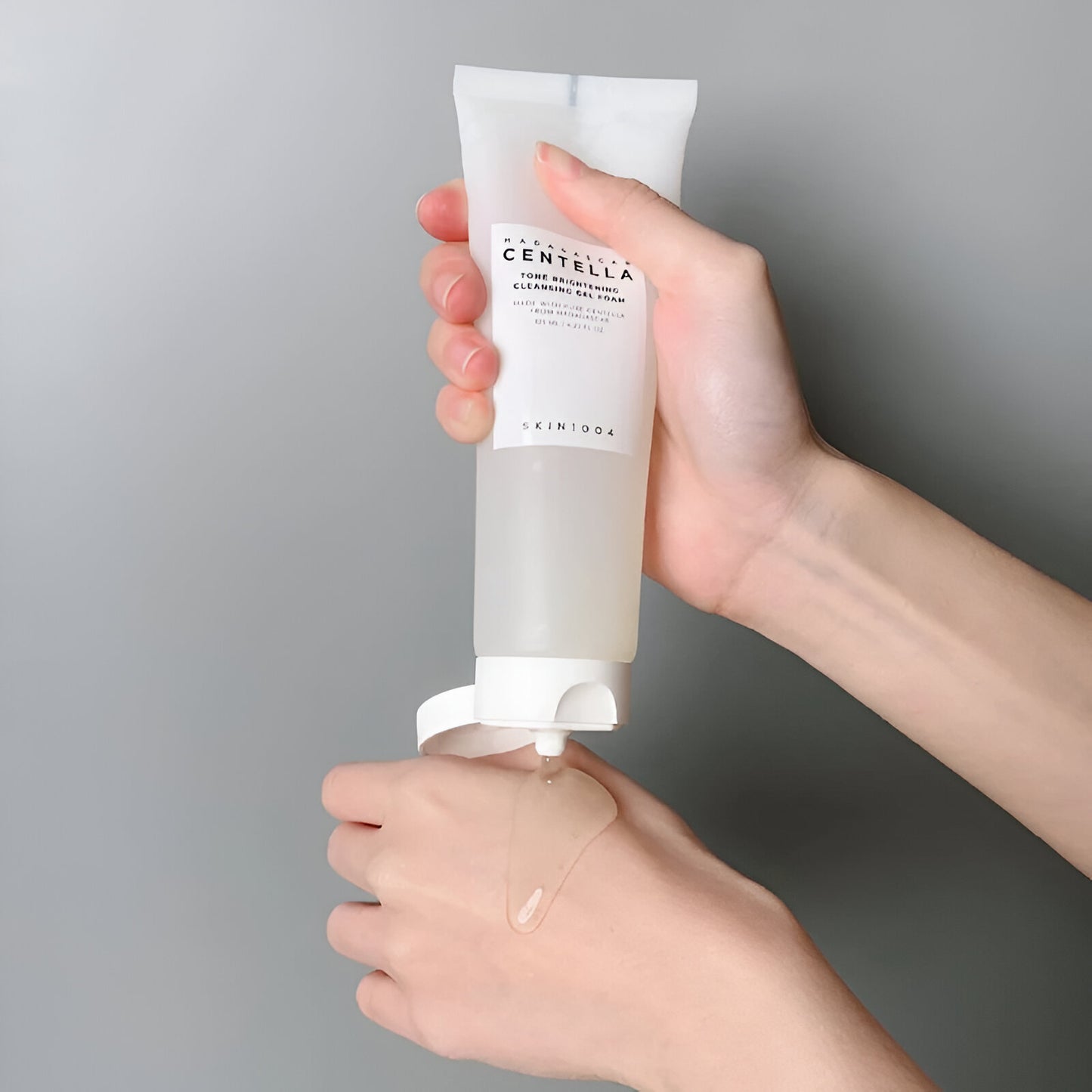 Espuma Limpiadora Madagascar Centella Tone Brightening - Honey SkinCare Ec