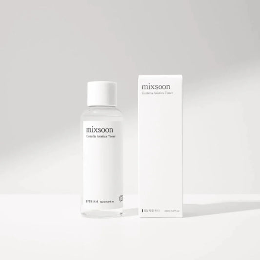 Tónico Mixsoon Centella Asiatica en botella transparente y caja blanca minimalista