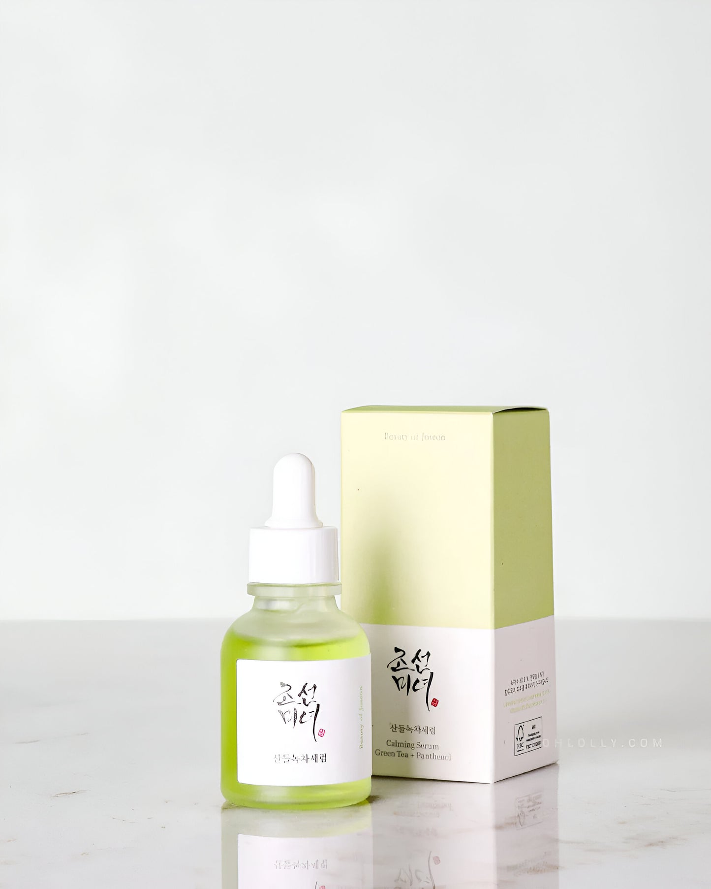 Green tea + Panthenol: Calming Serum - Honey SkinCare Ec